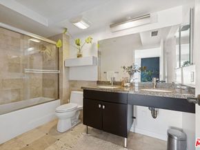 1150 S Oxford Avenue 104, Los Angeles CA 90006