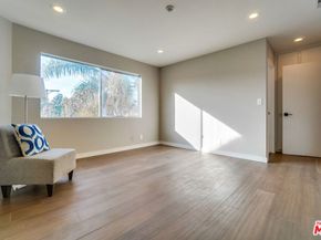 1832 Rockefeller Lane 9, Redondo Beach CA 90278