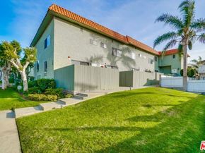 1832 Rockefeller Lane 9, Redondo Beach CA 90278