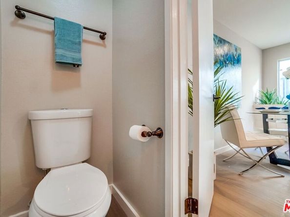 1832 Rockefeller Lane 9, Redondo Beach CA 90278