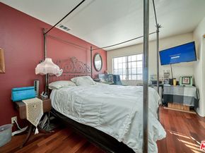 1569 W 218th Street, Torrance CA 90501