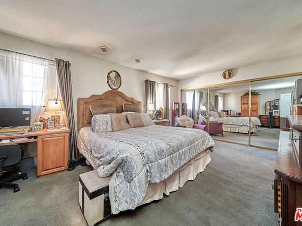 1569 W 218th Street, Torrance CA 90501