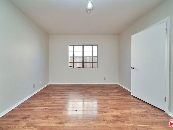 1569 W 218th Street, Torrance CA 90501