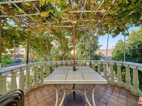 1569 W 218th Street, Torrance CA 90501