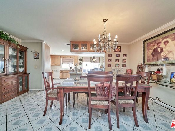 1569 W 218th Street, Torrance CA 90501