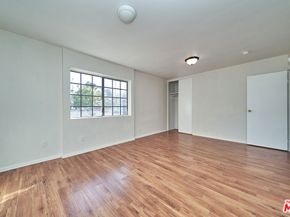 1569 W 218th Street, Torrance CA 90501