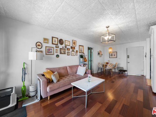 525 S Ardmore Avenue 320, Los Angeles CA 90020