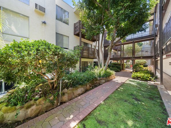 525 S Ardmore Avenue 320, Los Angeles CA 90020