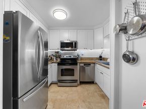 525 S Ardmore Avenue 320, Los Angeles CA 90020