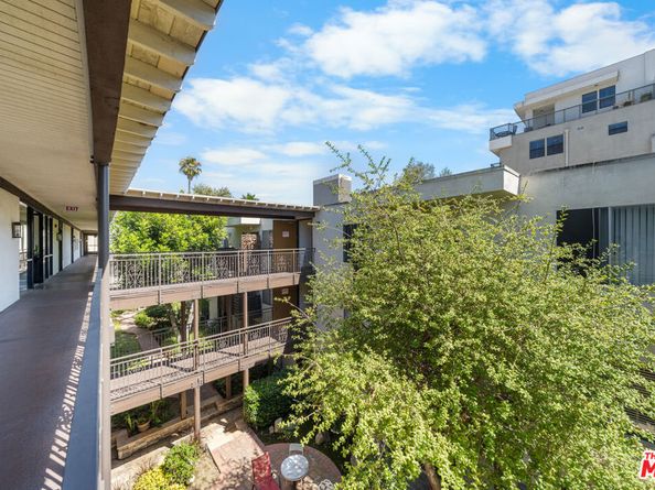 525 S Ardmore Avenue 320, Los Angeles CA 90020