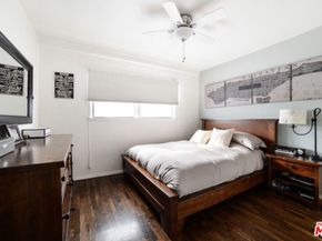 218 Venice Way, Venice CA 90291