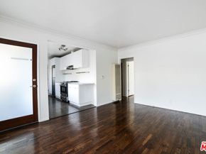 218 Venice Way, Venice CA 90291