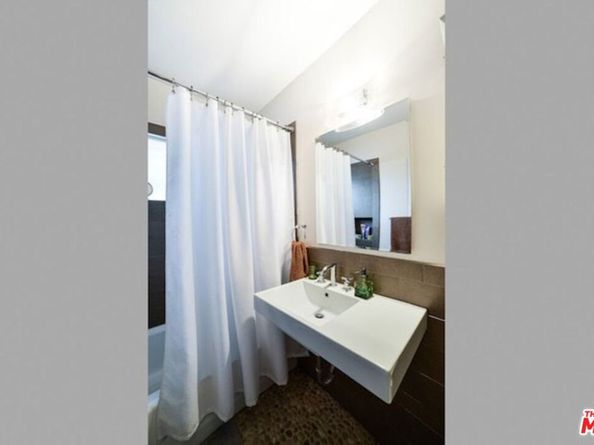 218 Venice Way, Venice CA 90291