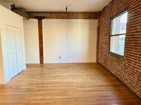 215 S Santa Fe Avenue 4, Los Angeles CA 90012