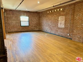 215 S Santa Fe Avenue 4, Los Angeles CA 90012