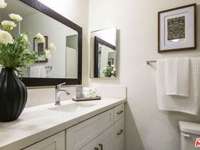 4321 Los Feliz Boulevard 1, Los Angeles CA 90027