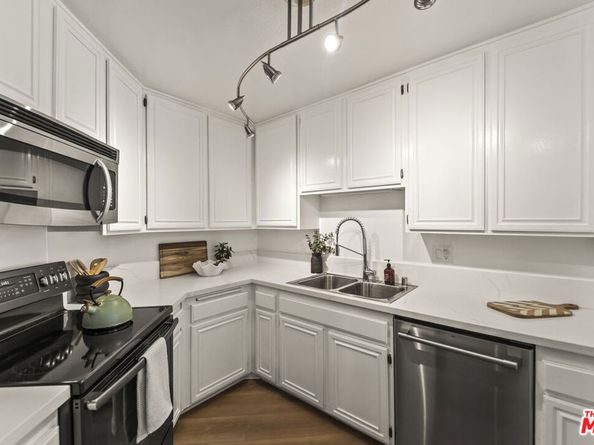 4589 Via Marisol 260, Los Angeles CA 90042