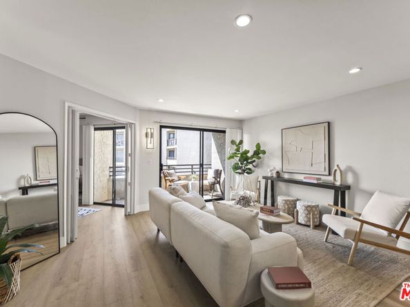 4589 Via Marisol 260, Los Angeles CA 90042