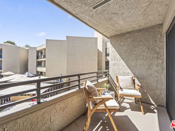 4589 Via Marisol 260, Los Angeles CA 90042