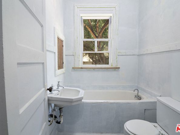 5727 Benner Street, Los Angeles CA 90042