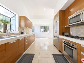 8581 Cole Crest Drive, Los Angeles CA 90046