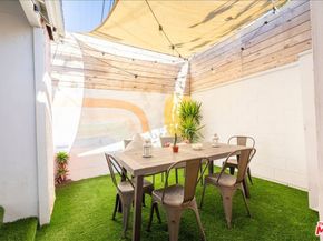 2840 S Mansfield Avenue, Los Angeles CA 90016