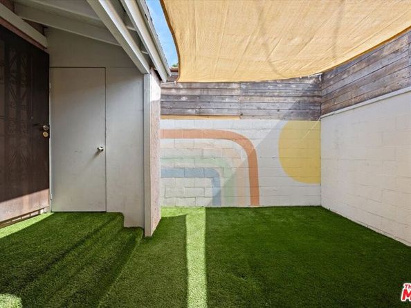 2840 S Mansfield Avenue, Los Angeles CA 90016