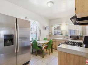 1123 W 52nd Street, Los Angeles CA 90037