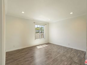 1837 11th Street 3, Santa Monica CA 90404