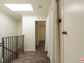 1837 11th Street 3, Santa Monica CA 90404