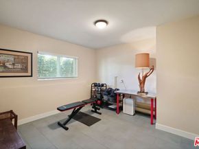 5811 Woodman Avenue 7, Valley Glen CA 91401