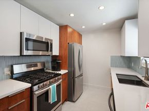 5811 Woodman Avenue 7, Valley Glen CA 91401