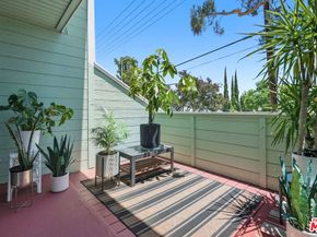 5811 Woodman Avenue 7, Valley Glen CA 91401
