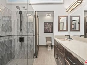 36 Navy Street 3, Venice CA 90291