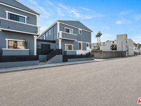36 Navy Street 3, Venice CA 90291