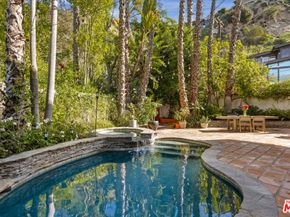 2299 Gloaming Way, Beverly Hills CA 90210