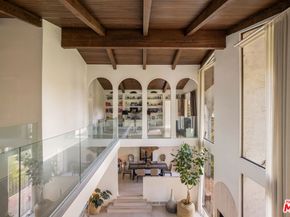 2299 Gloaming Way, Beverly Hills CA 90210