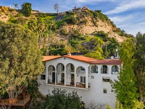 2299 Gloaming Way, Beverly Hills CA 90210
