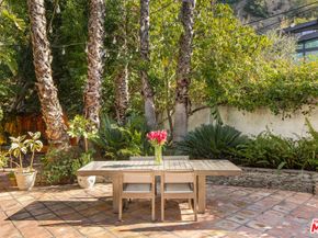 2299 Gloaming Way, Beverly Hills CA 90210