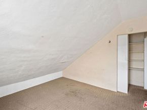 4812 Arlington Avenue, Los Angeles CA 90043
