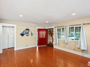 4812 Arlington Avenue, Los Angeles CA 90043