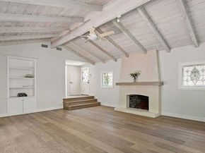 3933 Mandeville Canyon Road, Los Angeles CA 90049