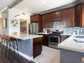 1101 Rexford Drive 302, Los Angeles CA 90035