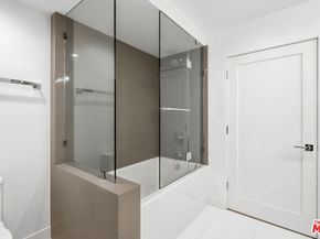 13700 Marina Pointe Drive 1629, Marina Del Rey CA 90292
