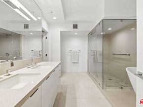 13700 Marina Pointe Drive 1629, Marina Del Rey CA 90292