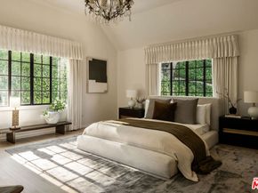 10950 Bellagio Road, Los Angeles CA 90077