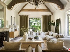 10950 Bellagio Road, Los Angeles CA 90077