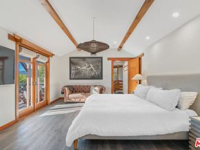 706 Navy Street, Santa Monica CA 90405