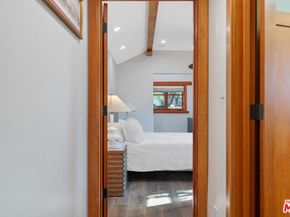 706 Navy Street, Santa Monica CA 90405