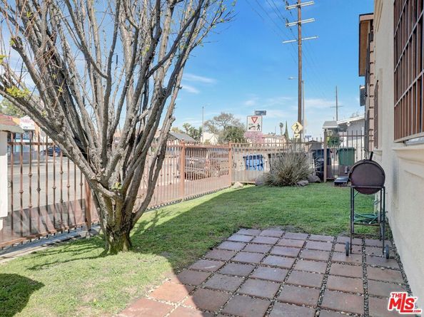 8110 S San Pedro Street, Los Angeles CA 90003